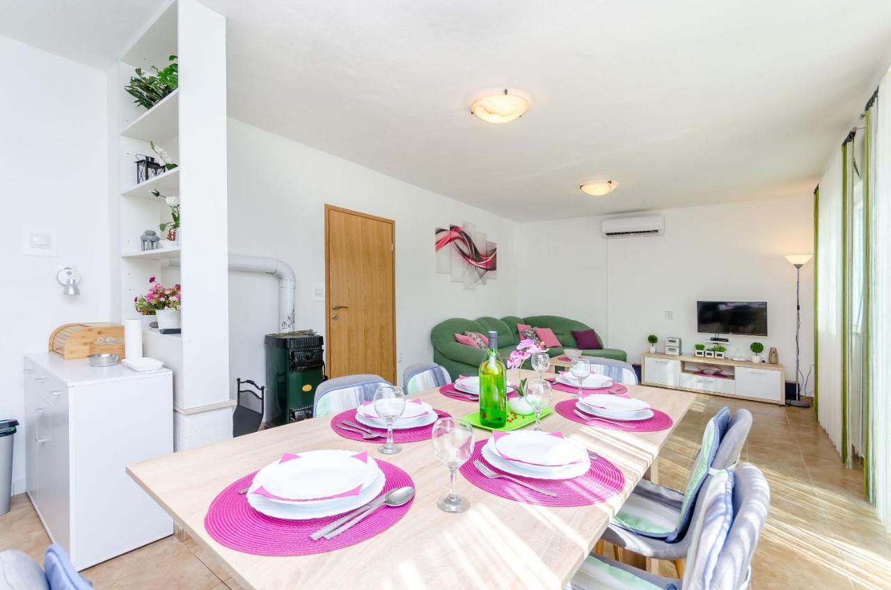 Apartment Snjezana マリナ エクステリア 写真